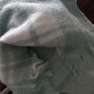 LOFT Plaid Throw Blanket in Light green and White 62” by 49”